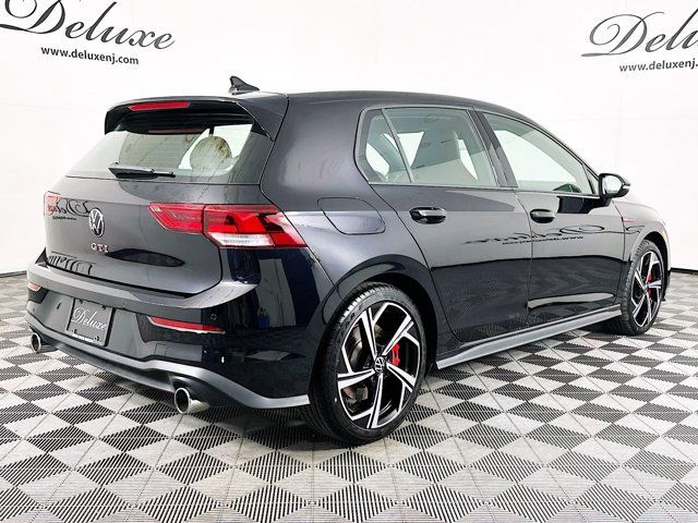 2024 Volkswagen Golf GTI SE