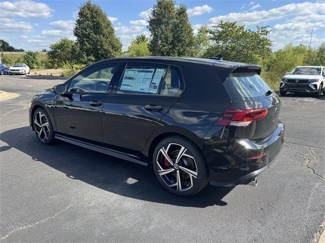 2024 Volkswagen Golf GTI SE