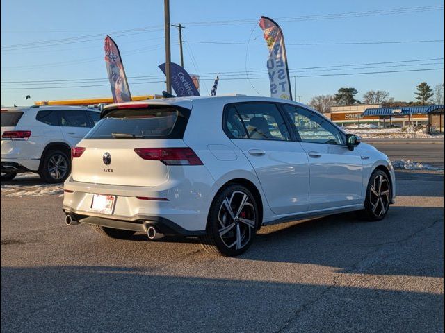 2024 Volkswagen Golf GTI SE