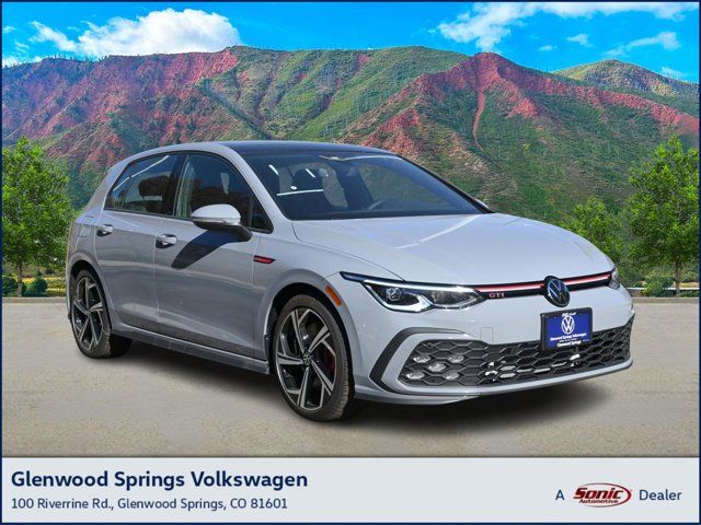 2024 Volkswagen Golf GTI SE