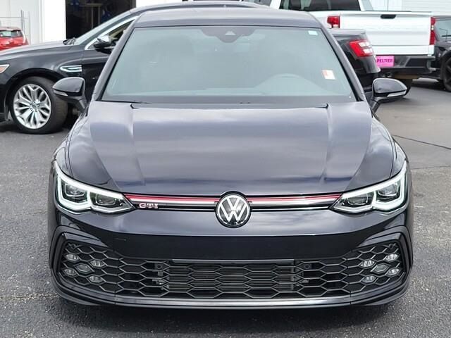 2024 Volkswagen Golf GTI 380 SE