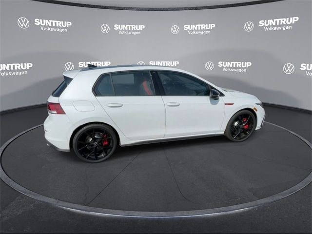 2024 Volkswagen Golf GTI 380 SE