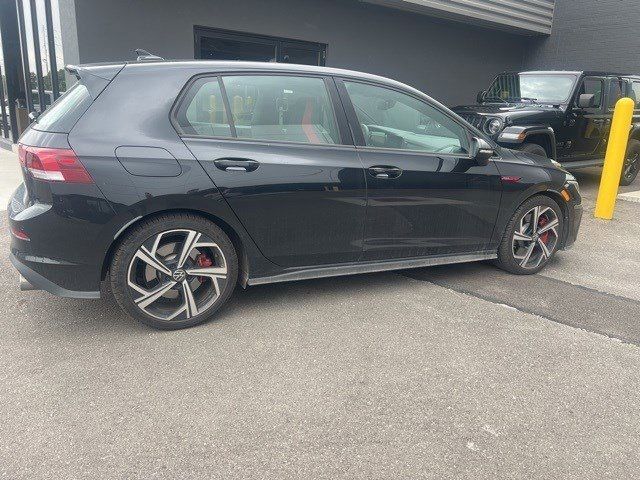 2024 Volkswagen Golf GTI 380 SE