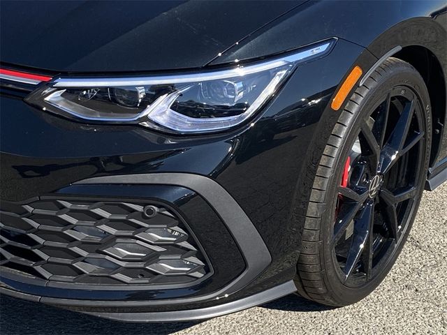 2024 Volkswagen Golf GTI 380 SE