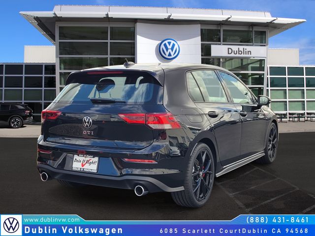 2024 Volkswagen Golf GTI 380 SE