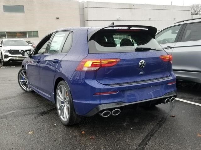 2024 Volkswagen Golf R Base