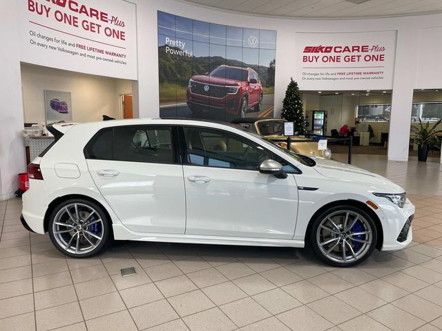 2024 Volkswagen Golf R Base