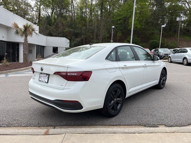 2024 Volkswagen Jetta SE