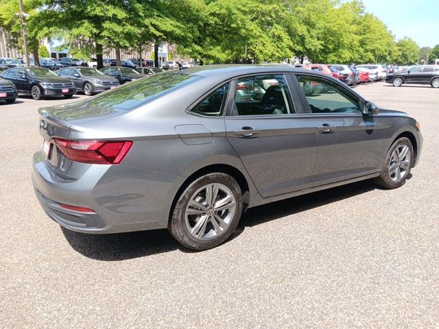 2024 Volkswagen Jetta SE