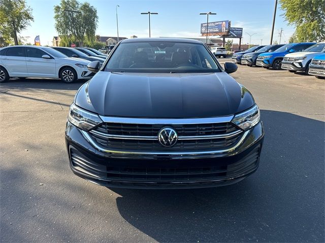 2024 Volkswagen Jetta SE