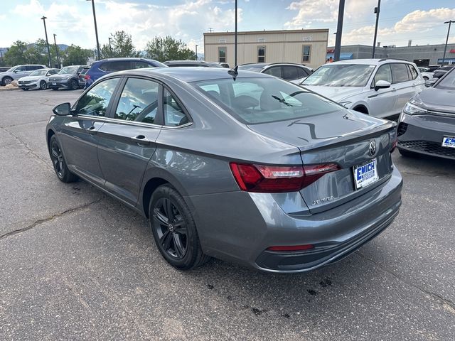 2024 Volkswagen Jetta SE