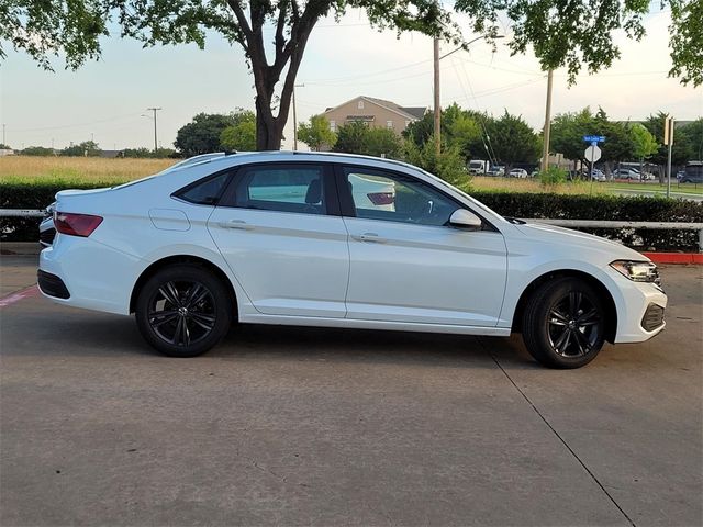 2024 Volkswagen Jetta SE