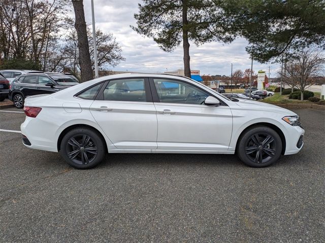 2024 Volkswagen Jetta SE