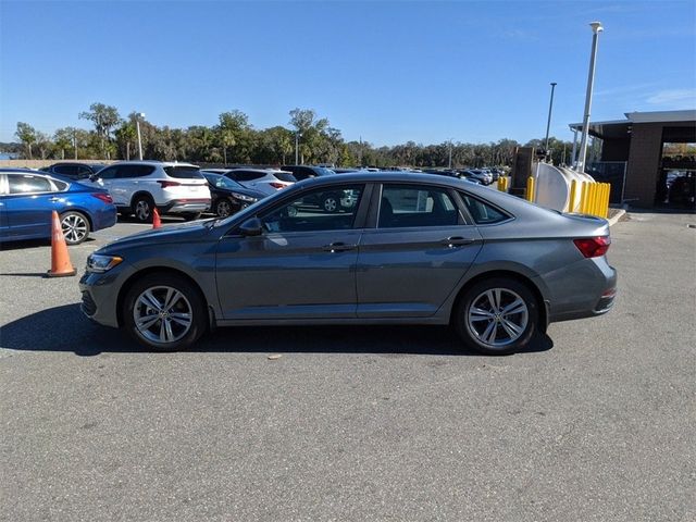 2024 Volkswagen Jetta SE