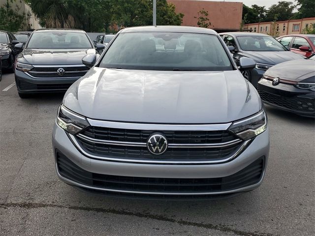 2024 Volkswagen Jetta SE