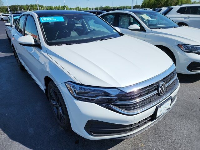 2024 Volkswagen Jetta SE