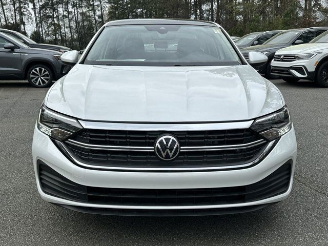 2024 Volkswagen Jetta SE