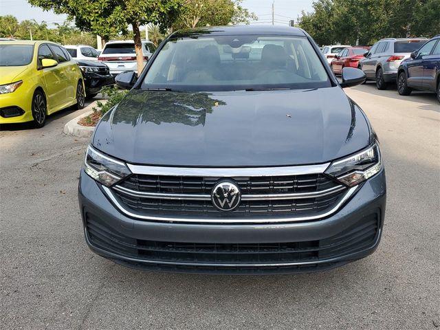 2024 Volkswagen Jetta SE