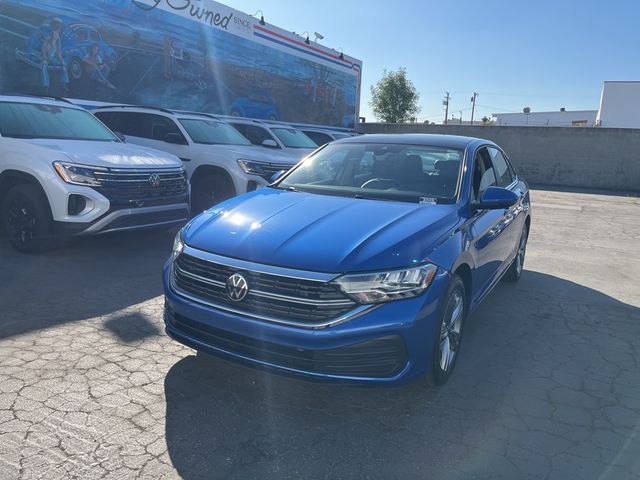 2024 Volkswagen Jetta SE