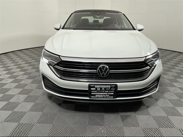 2024 Volkswagen Jetta SE