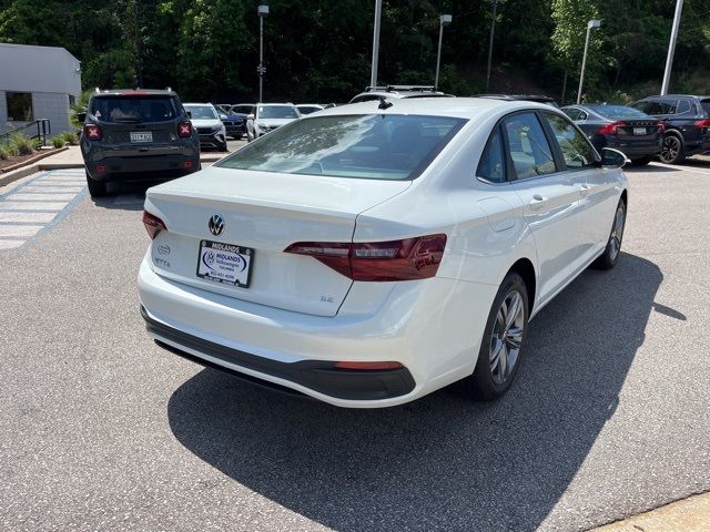 2024 Volkswagen Jetta SE