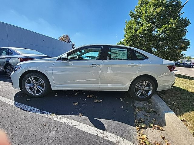 2024 Volkswagen Jetta SE