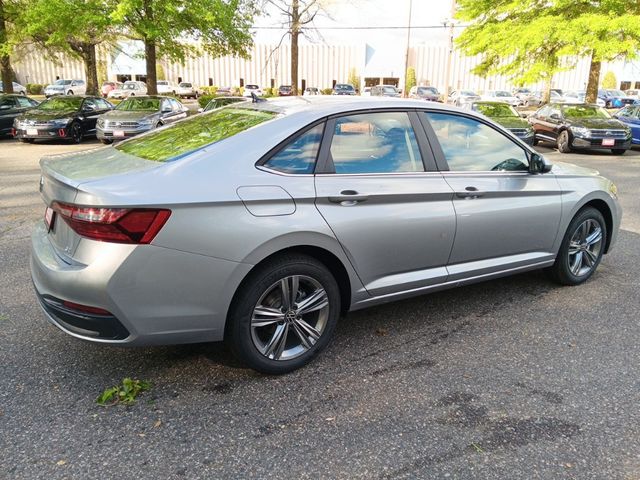 2024 Volkswagen Jetta SE