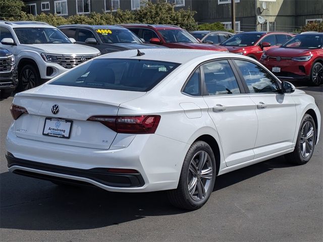 2024 Volkswagen Jetta SE