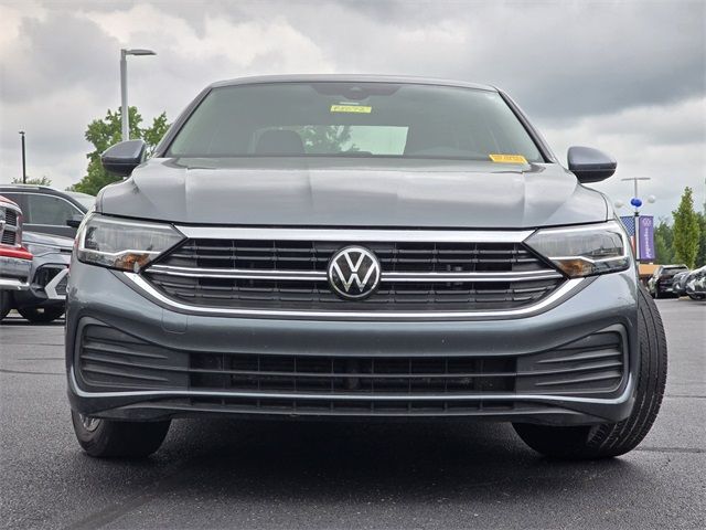 2024 Volkswagen Jetta SE