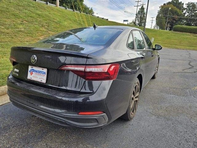 2024 Volkswagen Jetta Sport