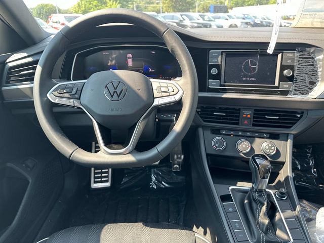 2024 Volkswagen Jetta Sport