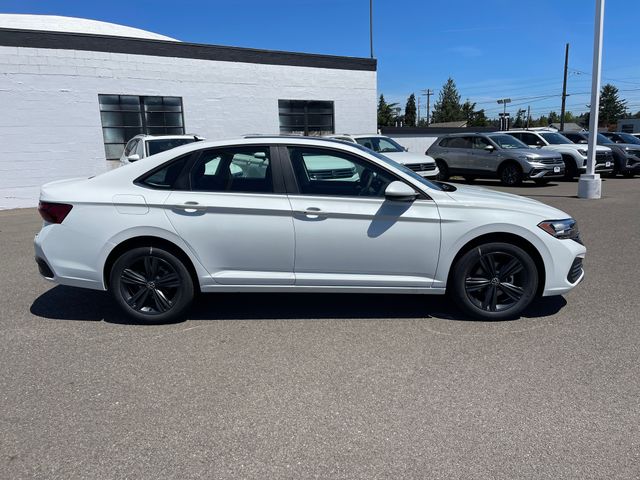 2024 Volkswagen Jetta SE