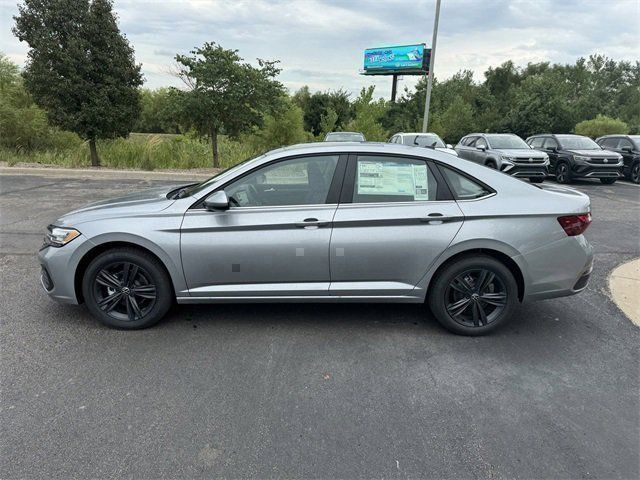 2024 Volkswagen Jetta SE