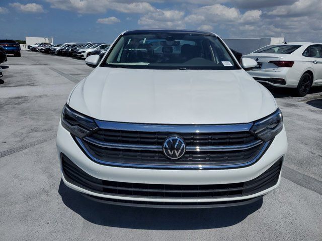 2024 Volkswagen Jetta SE