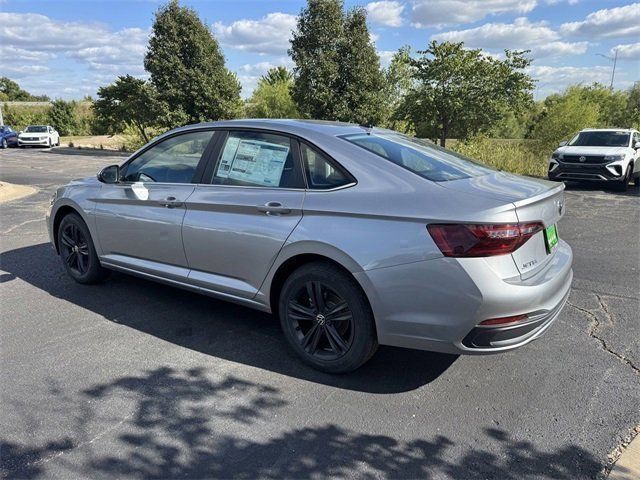 2024 Volkswagen Jetta SE