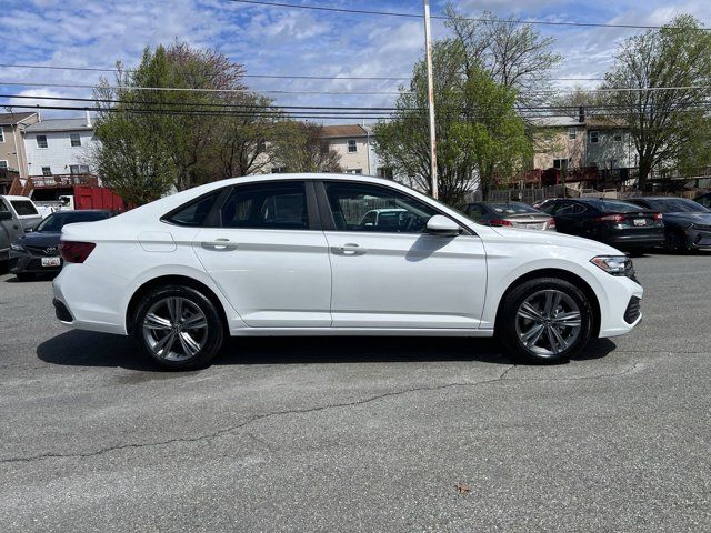 2024 Volkswagen Jetta SE