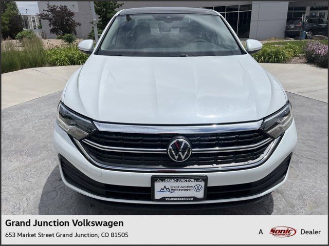 2024 Volkswagen Jetta SE