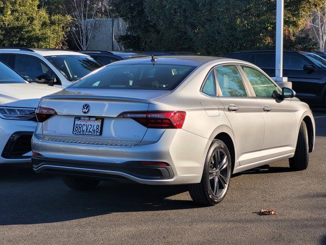 2024 Volkswagen Jetta SE