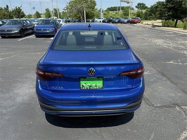 2024 Volkswagen Jetta SE