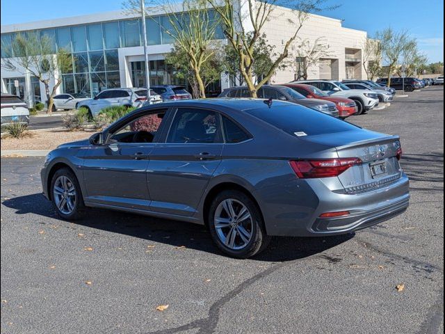 2024 Volkswagen Jetta SE