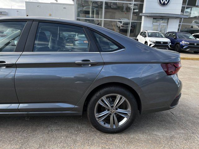 2024 Volkswagen Jetta SE