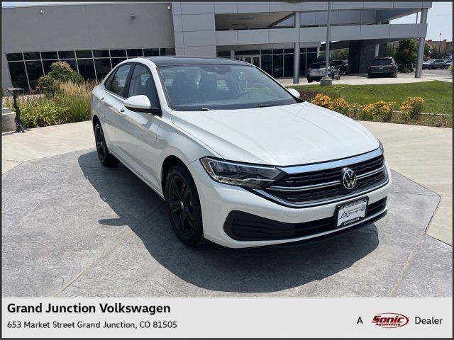 2024 Volkswagen Jetta SE