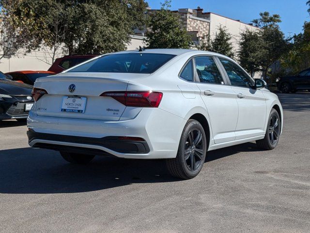 2024 Volkswagen Jetta SE