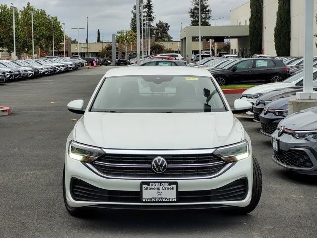 2024 Volkswagen Jetta SE