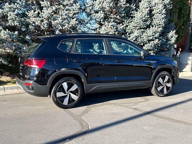 2024 Volkswagen Taos S