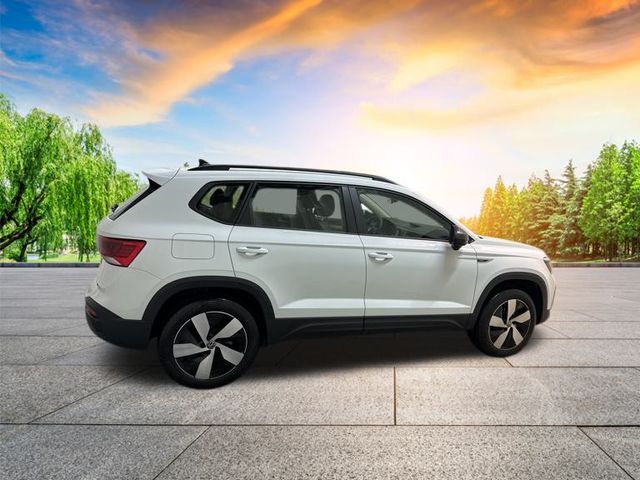 2024 Volkswagen Taos S