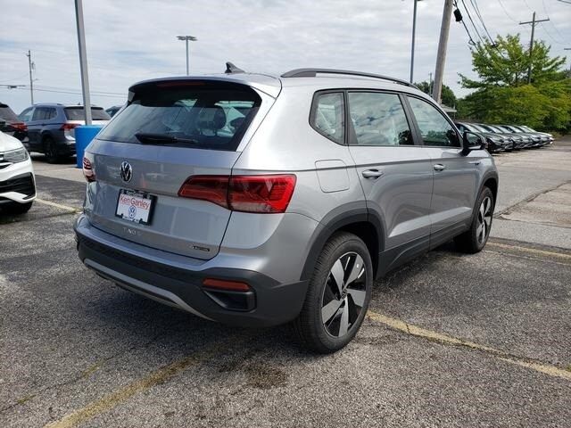 2024 Volkswagen Taos S