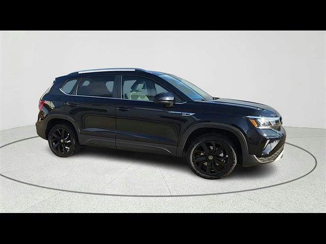 2024 Volkswagen Taos SE