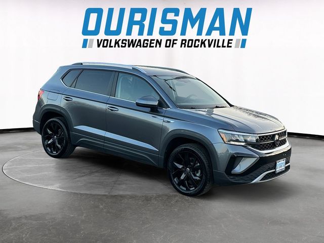 2024 Volkswagen Taos SE