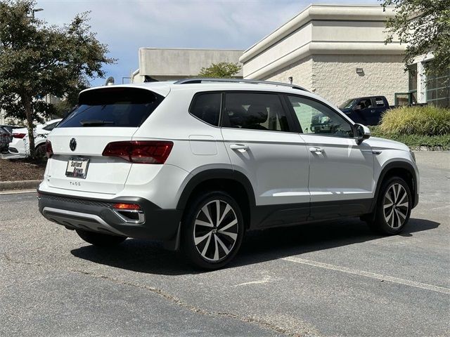 2024 Volkswagen Taos SE